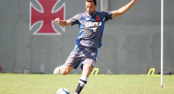 Nenê é reintegrado ao elenco vascaíno